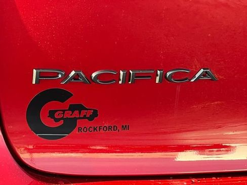 New 2026 Chrysler Pacifica Select FWD image 47