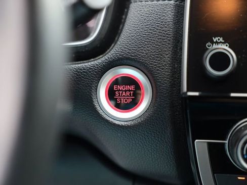 Used 2021 Honda CR-V Touring image 25