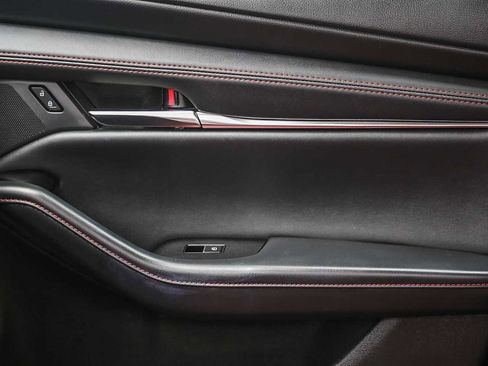 Used 2025 MAZDA MAZDA3 s image 19