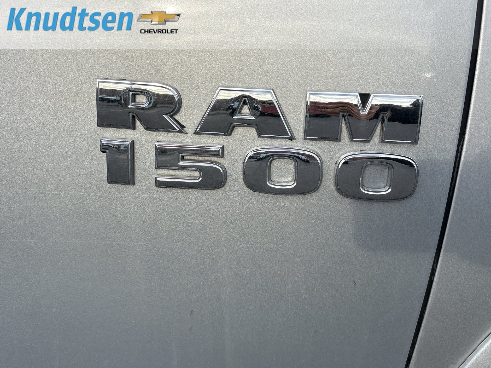 Used 2017 RAM 1500 Laramie AWD/4WD image 6