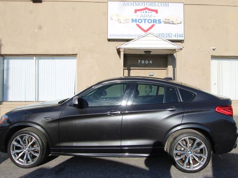 Used 2017 BMW X4 M40i w/ Technology Package image 5