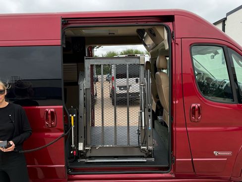 Used 2019 RAM ProMaster 2500 w/ Mopar Trailer Tow Group image 50