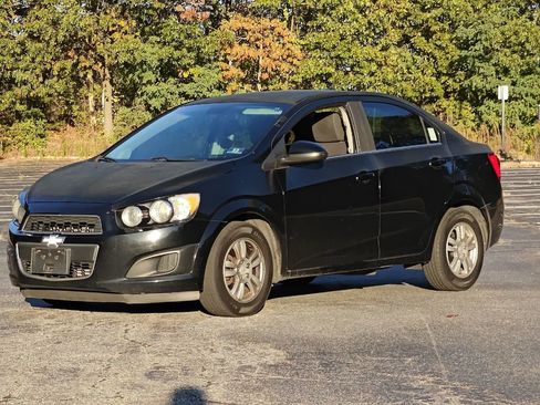 Used 2012 Chevrolet Sonic LT image 4
