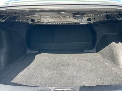 Used 2022 Toyota Corolla LE FWD image 17