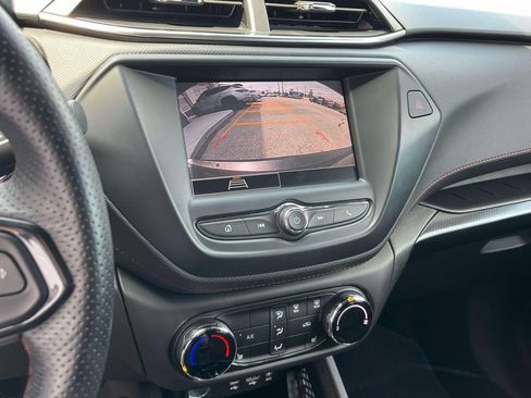 Certified 2022 Chevrolet TrailBlazer RS FWD image 33