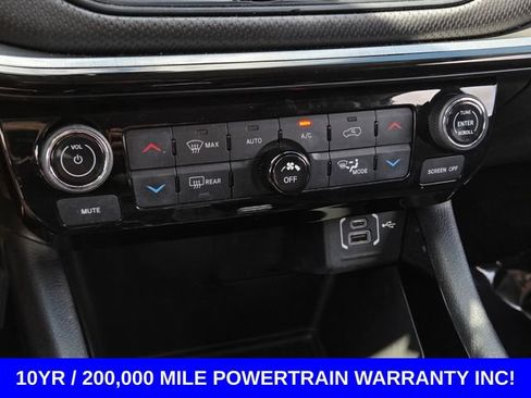 Used 2022 Jeep Compass Trailhawk w/ Sun and Sound Group AWD/4WD image 30