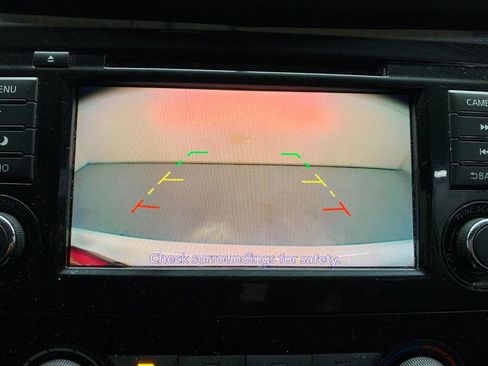 Used 2019 Nissan Rogue Sport S image 10