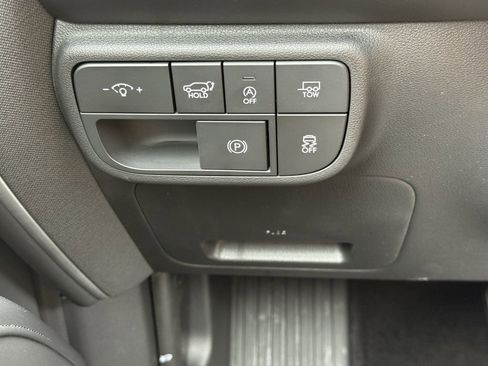 New 2026 Hyundai Palisade Calligraphy FWD image 26