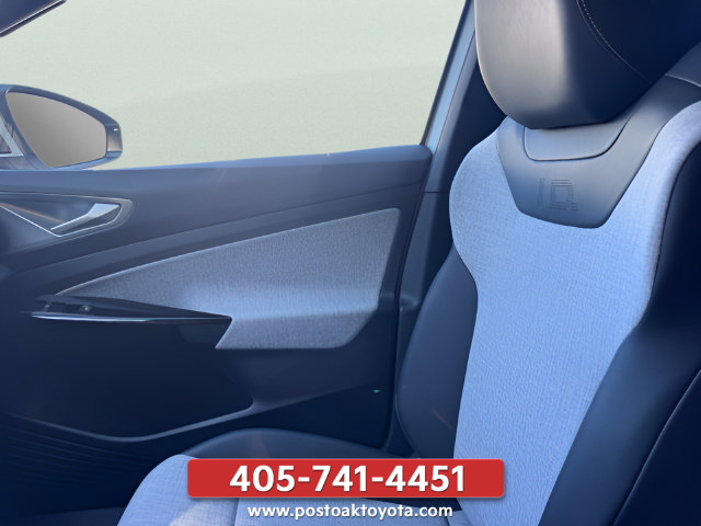 Used 2024 Volkswagen ID.4 2WD image 13