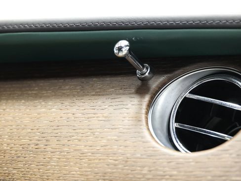 Used 2019 Rolls-Royce Ghost image 97