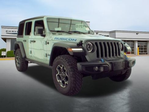Used 2023 Jeep Wrangler Unlimited Rubicon 4xe AWD/4WD image 2