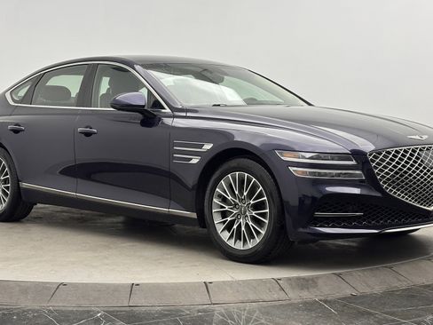 Used 2023 Genesis G80 2.5T image 3