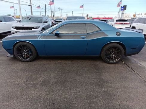 Used 2023 Dodge Challenger R/T Scat Pack w/ T/A Package image 2