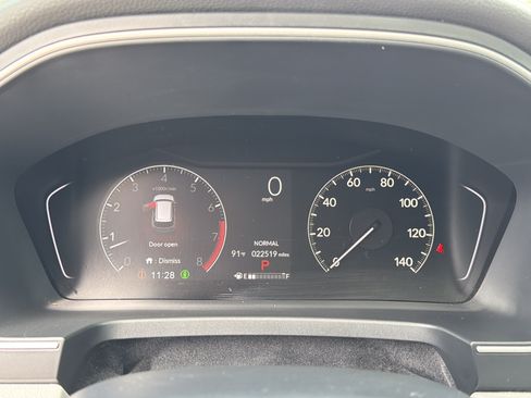 Used 2025 Honda Pilot Touring image 21