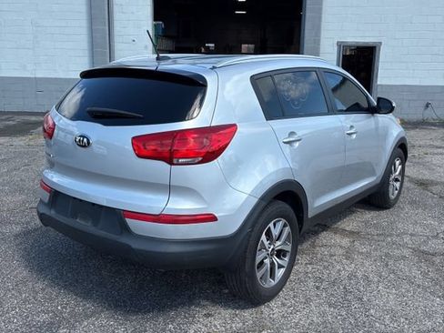 Used 2015 Kia Sportage LX FWD image 3