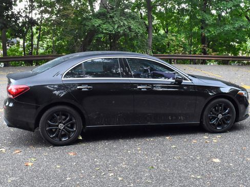 Used 2020 Mercedes-Benz A 220 4MATIC w/ Premium Package image 9