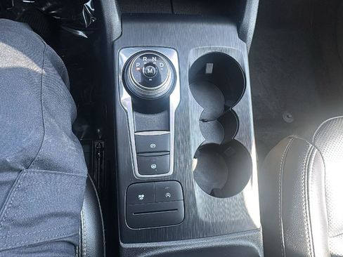 Used 2020 Ford Escape SEL image 18