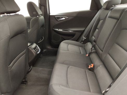 Used 2016 Chevrolet Malibu LT FWD image 18