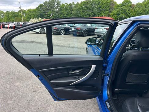 Used 2014 BMW 335i xDrive Sedan AWD/4WD image 18