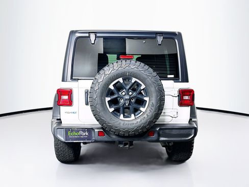 Used 2024 Jeep Wrangler Unlimited Rubicon 4xe AWD/4WD image 7
