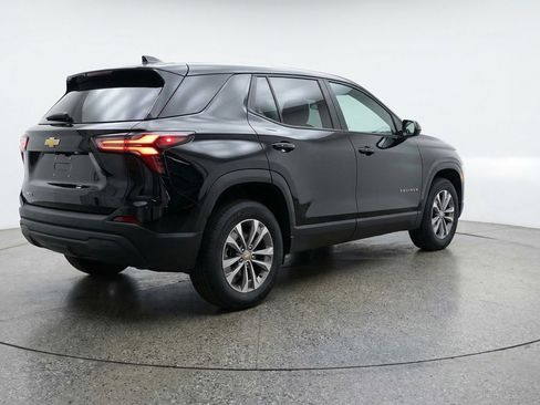 Used 2025 Chevrolet Equinox LT image 9