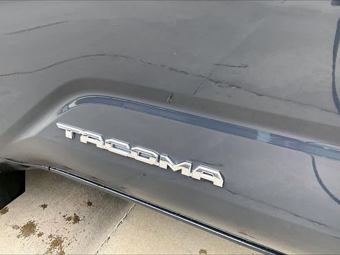 Used 2024 Toyota Tacoma SR5 image 32