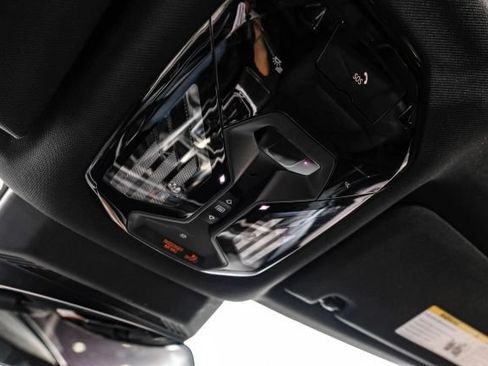 Used 2023 BMW 740i RWD image 38