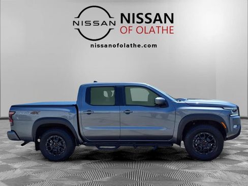 Used 2022 Nissan Frontier PRO-4X w/ Pro-4X Premium Package AWD/4WD image 29