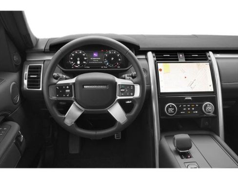 Certified 2025 Land Rover Discovery Dynamic SE AWD/4WD image 9