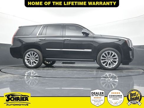 Used 2020 Cadillac Escalade Premium Luxury image 61