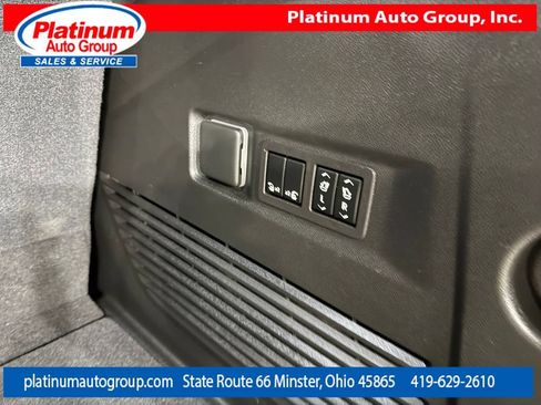 Used 2021 GMC Yukon Denali w/ Denali Premium Package AWD/4WD image 35