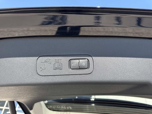 New 2026 Lincoln Aviator Premiere image 12