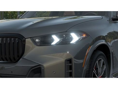 New 2026 BMW X5 xDrive50e w/ M Sport Package image 6