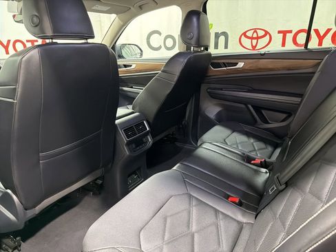 Used 2025 Volkswagen Atlas SE AWD/4WD image 20