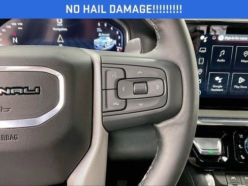 Used 2025 GMC Sierra 1500 Denali w/ Denali Reserve Package AWD/4WD image 24