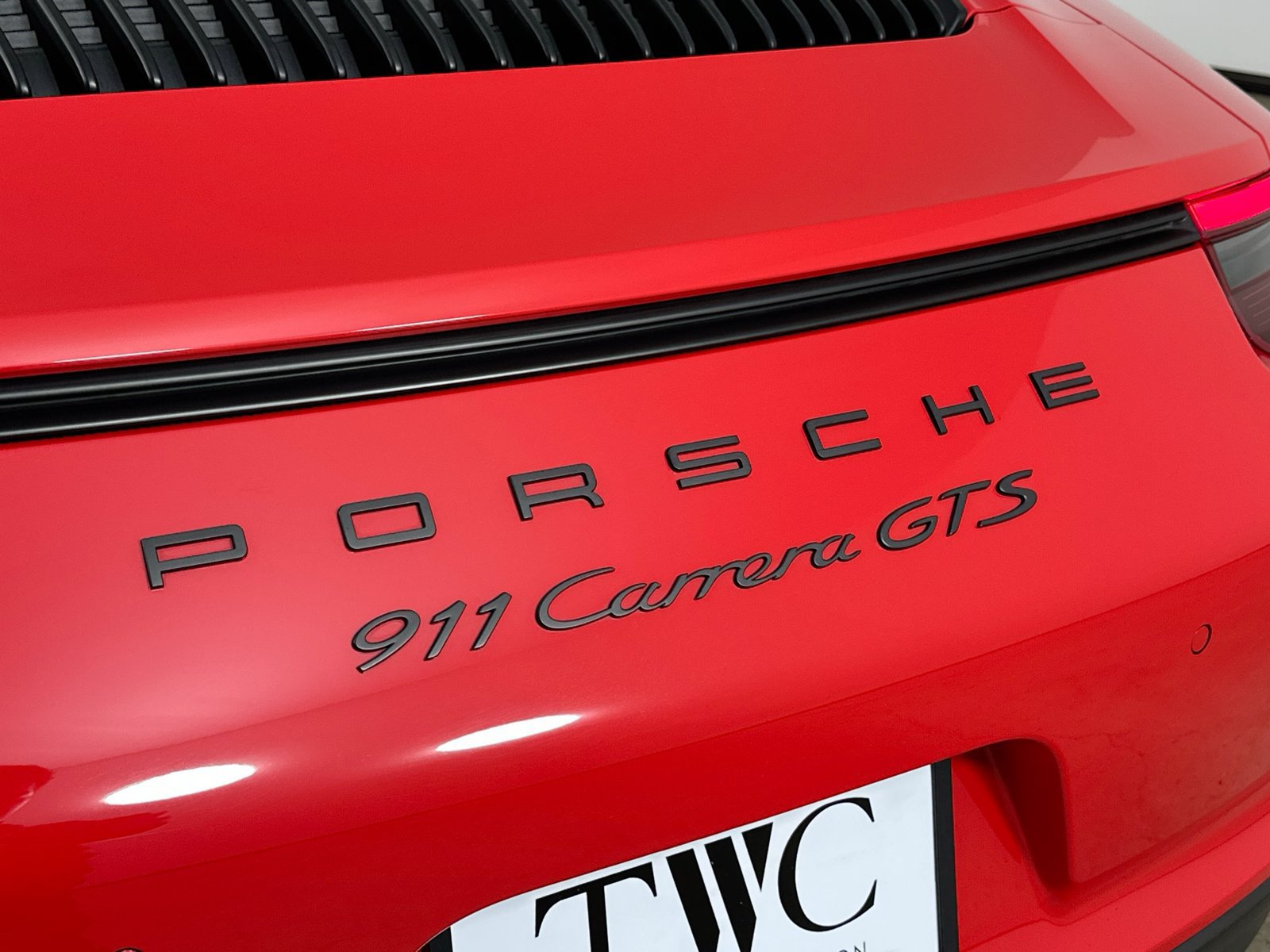 Certified 2017 Porsche 911 Carrera GTS RWD image 38
