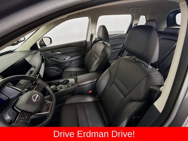 Used 2025 Nissan Rogue SL FWD image 5