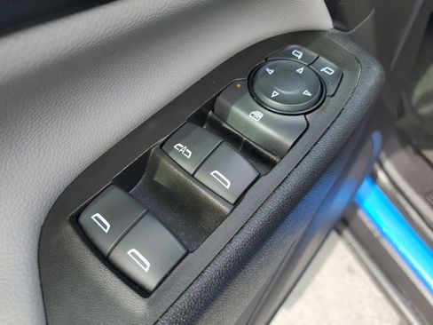 Used 2024 Chevrolet Equinox LS w/ LS Convenience Package image 19