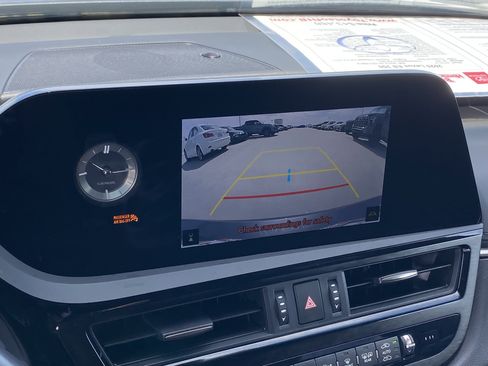 Used 2025 Lexus ES 350 w/ Accessory Package (Z2) FWD image 23
