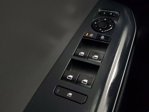 Used 2025 Kia K4 FWD image 17