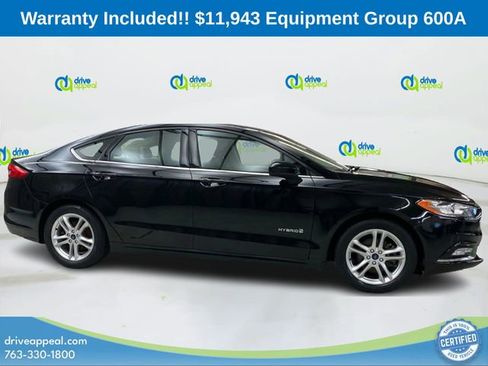 Used 2018 Ford Fusion SE image 4
