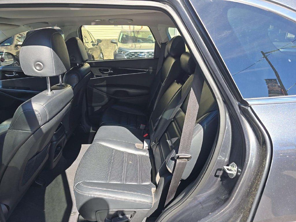 Used 2020 Kia Sorento EX AWD/4WD image 6