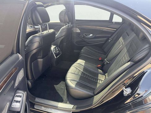 Used 2019 Mercedes-Benz S 560 4MATIC Sedan image 10