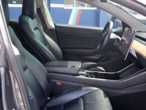 Used 2018 Tesla Model 3 Long Range AWD/4WD image 15