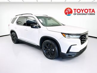 Used 2025 Honda Pilot Black Edition video 1