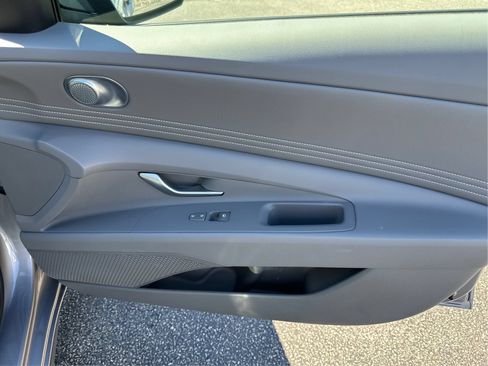 Certified 2025 Hyundai Elantra SEL w/ Cargo Package FWD image 22