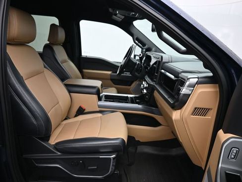 Used 2024 Ford F250 Lariat w/ Chrome Package image 8