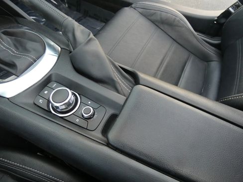 Used 2017 FIAT 124 Spider Lusso image 49