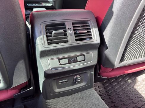 Used 2023 Audi SQ5 Premium Plus w/ Premium Plus Package image 23