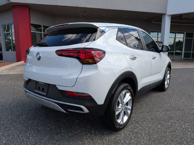 Used 2023 Buick Encore GX Preferred w/ Cold Weather Comfort Package FWD image 4